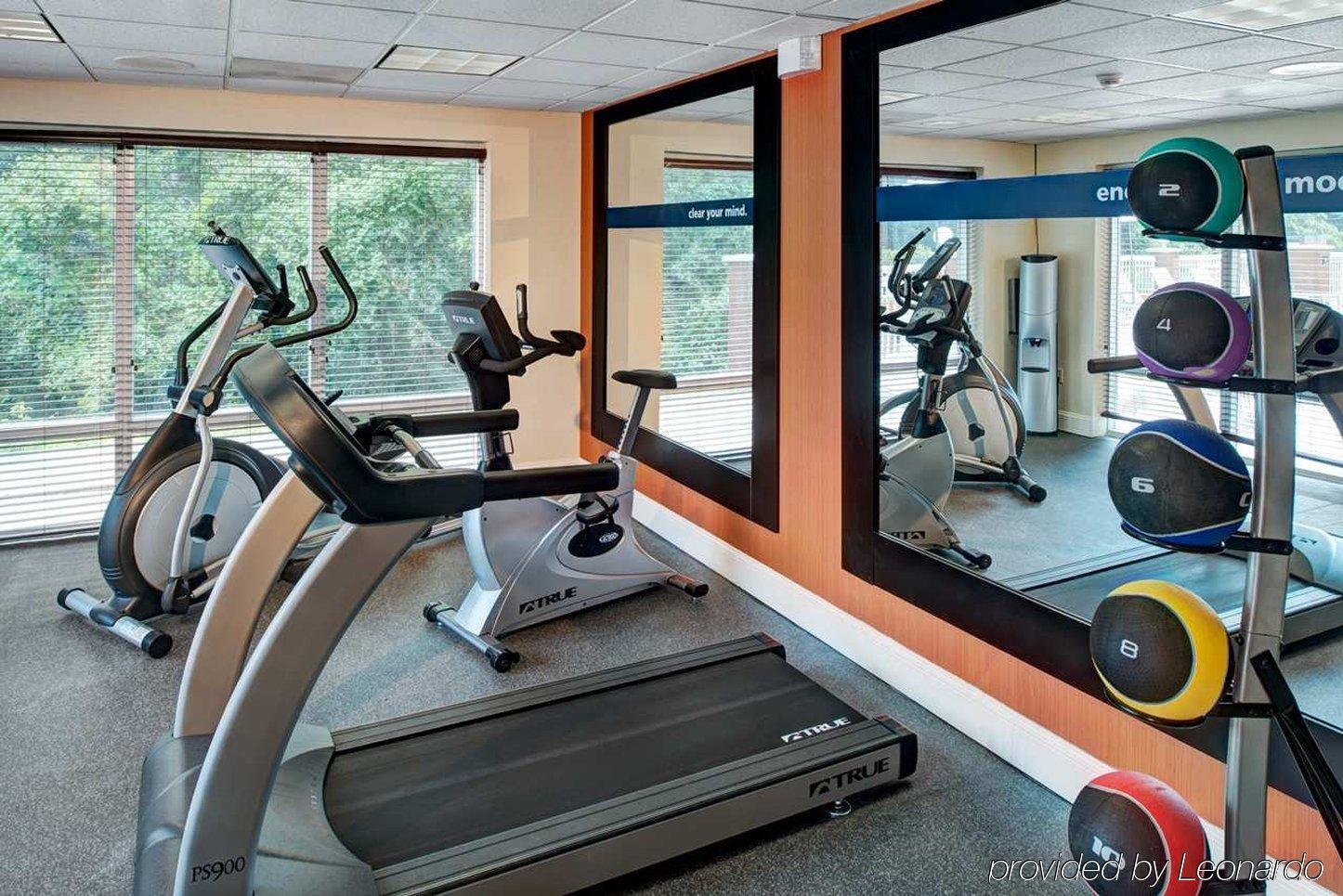 Hampton Inn & Suites Charlotte Arrowood Rd Instalações foto